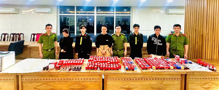 Công an Đà Nẵng triệt phá đường dây rửa tiền gần 30.000 tỉ đồng- Ảnh 1. Công an Đà Nẵng triệt phá đường dây rửa tiền gần 30.000 tỉ đồng- Ảnh 1.