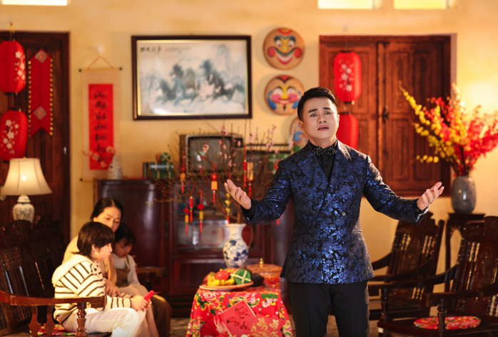 NSND Bùi Bài Bình gây xúc động với "Xuân người tha hương"- Ảnh 3. NSND Bùi Bài Bình gây xúc động với "Xuân người tha hương"- Ảnh 3.