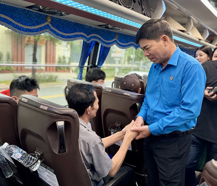 Chuyến xe Công Đoàn TP HCM: Chuyến xe Công Đoàn TP HCM: