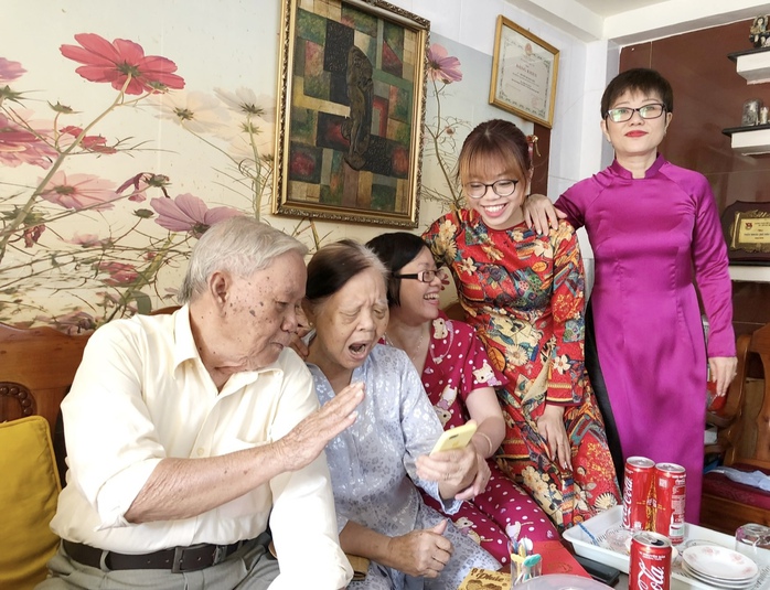Giữ hồn Tết xưa trong hơi thở hiện đại- Ảnh 2. Giữ hồn Tết xưa trong hơi thở hiện đại- Ảnh 2.