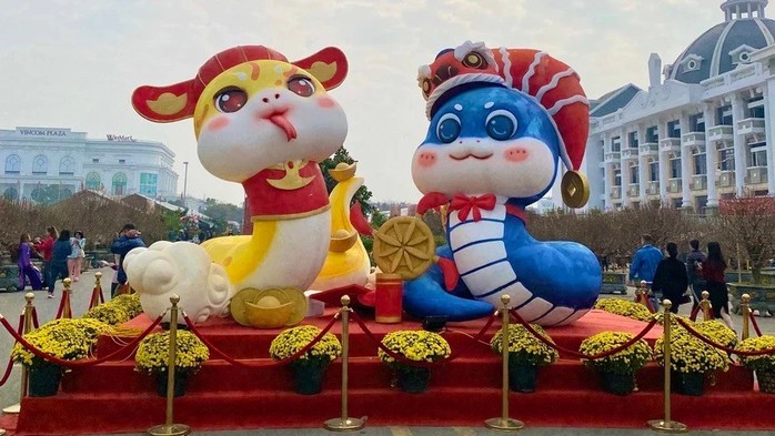 Linh vật rắn của tỉnh, thành nào đẹp nhất Tết Ất Tỵ 2025?- Ảnh 32. Linh vật rắn của tỉnh, thành nào đẹp nhất Tết Ất Tỵ 2025?- Ảnh 32.
