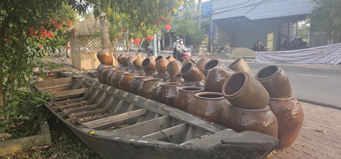 "Làng lu" ở Bình Dương- Ảnh 6. "Làng lu" ở Bình Dương- Ảnh 6.