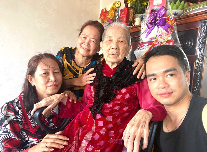 Cuộc thi viết "TẾT THỜI SỐ": Những chuyện mới và kết nối không biên giới- Ảnh 2. Cuộc thi viết "TẾT THỜI SỐ": Những chuyện mới và kết nối không biên giới- Ảnh 2.