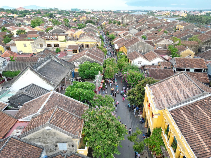 Du khách khoe sắc trên con đường duy nhất Việt Nam lọt top đẹp nhất thế giới- Ảnh 10. Du khách khoe sắc trên con đường duy nhất Việt Nam lọt top đẹp nhất thế giới- Ảnh 10.