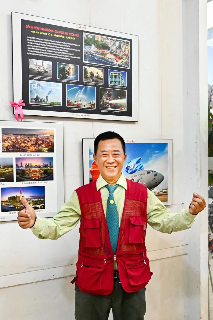 Văn nghệ sĩ giải Mai Vàng "Văn hóa văn nghệ xuất sắc" chào xuân mới- Ảnh 2. Văn nghệ sĩ giải Mai Vàng "Văn hóa văn nghệ xuất sắc" chào xuân mới- Ảnh 2.