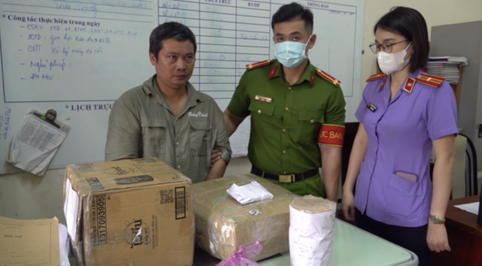 Những dấu ấn đặc biệt của Công an TP HCM trong năm 2024- Ảnh 5. Những dấu ấn đặc biệt của Công an TP HCM trong năm 2024- Ảnh 5.