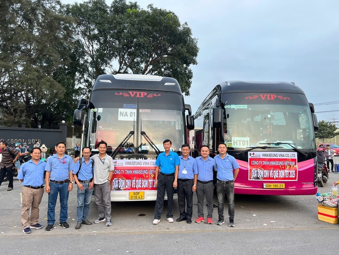 Vạn người ở Đồng Nai về Tết với “giá vé 0 đồng”- Ảnh 3. Vạn người ở Đồng Nai về Tết với “giá vé 0 đồng”- Ảnh 3.
