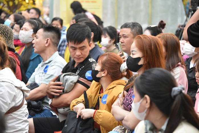 Mang Tết về nhà- Ảnh 2. Mang Tết về nhà- Ảnh 2.