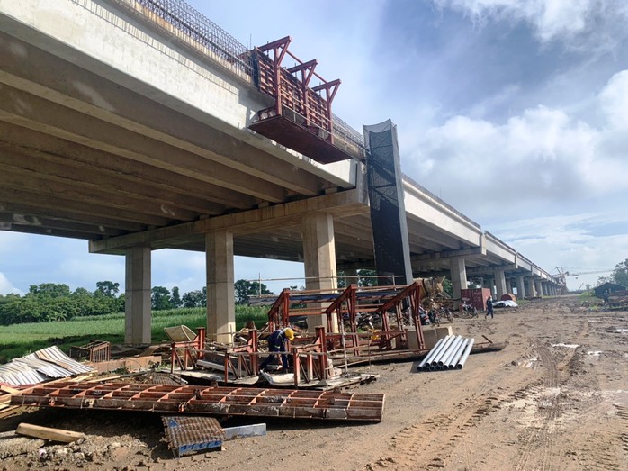 Gắn trách nhiệm người đứng đầu trong "thúc" tiến độ giải ngân vốn đầu tư công- Ảnh 2. Gắn trách nhiệm người đứng đầu trong "thúc" tiến độ giải ngân vốn đầu tư công- Ảnh 2.
