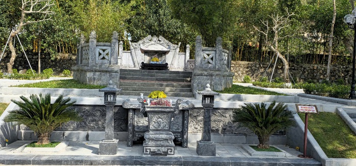 Có gì trong khu di tích Hải Thượng Lãn Ông vừa trở thành Di tích Quốc gia đặc biệt?- Ảnh 8. Có gì trong khu di tích Hải Thượng Lãn Ông vừa trở thành Di tích Quốc gia đặc biệt?- Ảnh 8.