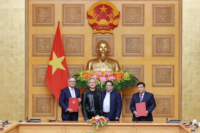 Thúc đẩy "ngoại giao bán dẫn", thu hút các dự án lớn từ Mỹ, châu Âu, Nhật Bản...- Ảnh 1. Thúc đẩy "ngoại giao bán dẫn", thu hút các dự án lớn từ Mỹ, châu Âu, Nhật Bản...- Ảnh 1.