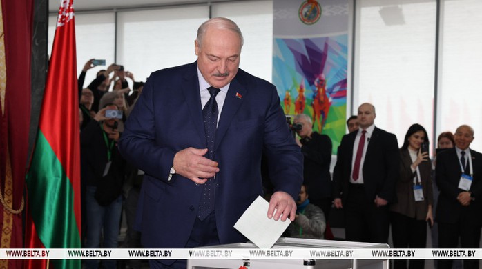 Ông Alexander Lukashenko tái ứng cử chức tổng thống. Ảnh: BelTA Ông Alexander Lukashenko tái ứng cử chức tổng thống. Ảnh: BelTA