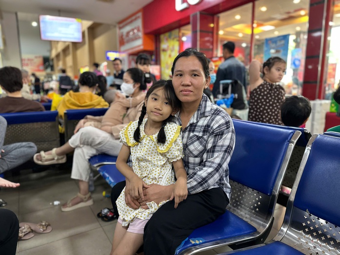 VIDEO: Ga Sài Gòn vận chuyển gần 62.000 hành khách rời TP HCM dịp Tết- Ảnh 8. VIDEO: Ga Sài Gòn vận chuyển gần 62.000 hành khách rời TP HCM dịp Tết- Ảnh 8.