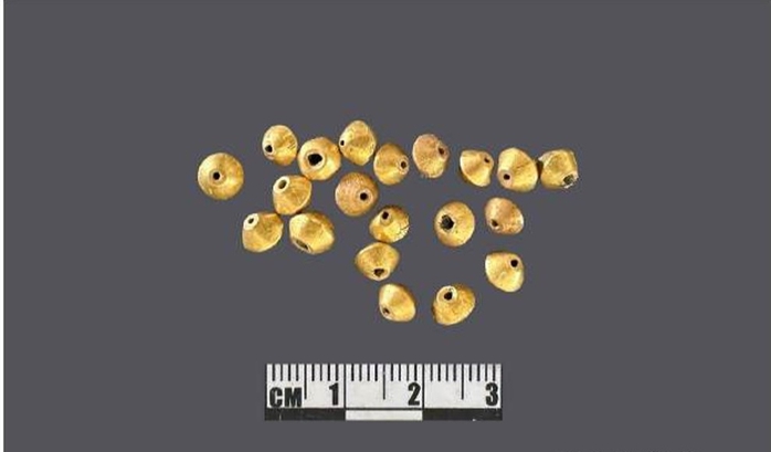 Ly kỳ bảo vật quốc gia: Bí ẩn bộ trang sức vàng trong mộ táng- Ảnh 2. Ly kỳ bảo vật quốc gia: Bí ẩn bộ trang sức vàng trong mộ táng- Ảnh 2.