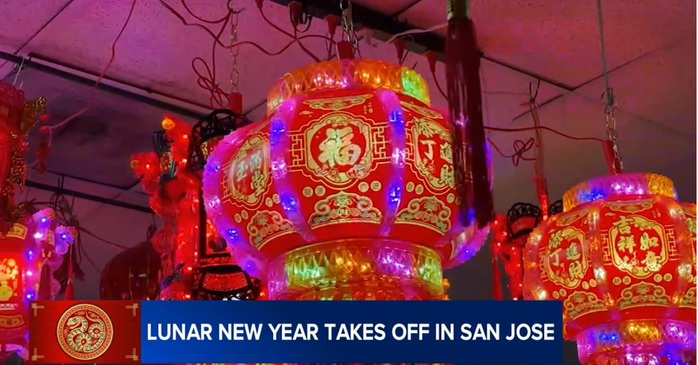 Cộng đồng người Việt tại TP San Jose - Mỹ tất bật chuẩn bị cho Tết cổ truyền. Ảnh: ABC News Cộng đồng người Việt tại TP San Jose - Mỹ tất bật chuẩn bị cho Tết cổ truyền. Ảnh: ABC News
