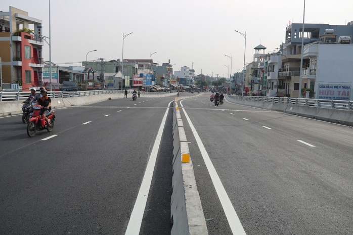 Hai dự án lớn thông xe, cửa ngõ TP HCM thông thoáng- Ảnh 3. Hai dự án lớn thông xe, cửa ngõ TP HCM thông thoáng- Ảnh 3.