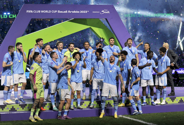 FIFA Club World Cup 2025: Cải cách hay vắt kiệt sức?- Ảnh 1. FIFA Club World Cup 2025: Cải cách hay vắt kiệt sức?- Ảnh 1.