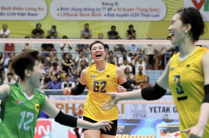 Thanh Thúy và những chuyến đi làm "đại sứ bóng chuyền"- Ảnh 3. Thanh Thúy và những chuyến đi làm "đại sứ bóng chuyền"- Ảnh 3.