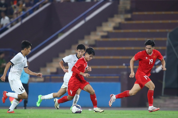 Bóng đá Việt Nam chờ dấu mốc lịch sử từ futsal nữ- Ảnh 2. Bóng đá Việt Nam chờ dấu mốc lịch sử từ futsal nữ- Ảnh 2.