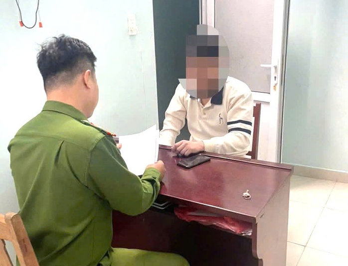Tung tin "3 ô tô mất phanh lao xuống biển, liên hoàn 20 mạng" để... bán hàng Tết!- Ảnh 1. Tung tin "3 ô tô mất phanh lao xuống biển, liên hoàn 20 mạng" để... bán hàng Tết!- Ảnh 1.