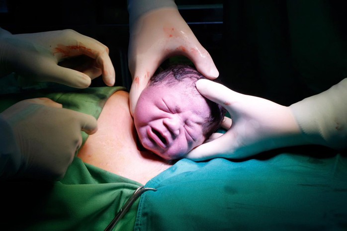 Những công dân nhí đầu tiên năm Ất Tỵ 2025- Ảnh 1. Những công dân nhí đầu tiên năm Ất Tỵ 2025- Ảnh 1.