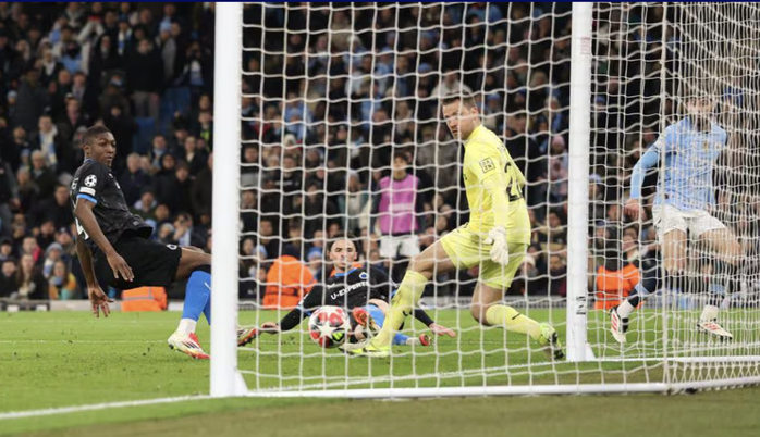 Đánh bại Club Brugge sân nhà, Man City giành vé vớt Champions League- Ảnh 5. Đánh bại Club Brugge sân nhà, Man City giành vé vớt Champions League- Ảnh 5.
