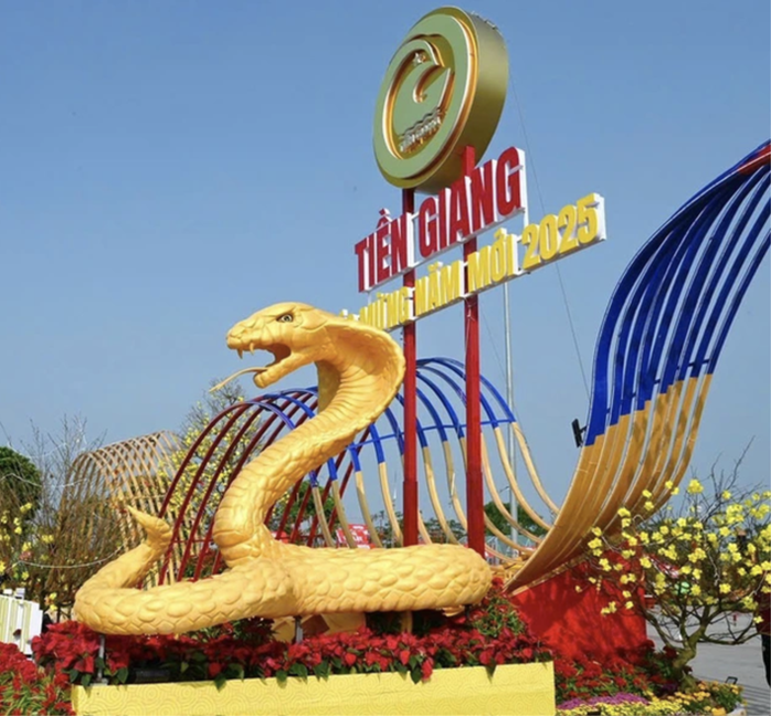 Giám đốc Trại rắn Đồng Tâm chia sẻ việc linh vật rắn Tiền Giang dẫn đầu bình chọn- Ảnh 1. Giám đốc Trại rắn Đồng Tâm chia sẻ việc linh vật rắn Tiền Giang dẫn đầu bình chọn- Ảnh 1.