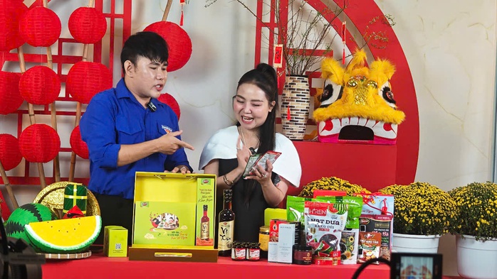 Những “góc khuất” của các KOL/KOC nổi tiếng- Ảnh 4. Những “góc khuất” của các KOL/KOC nổi tiếng- Ảnh 4.