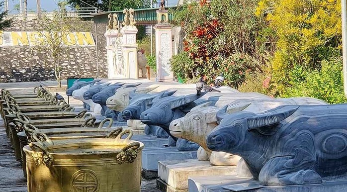 Độc đáo lễ hội ngôi đền 9 con trâu quỳ- Ảnh 1. Độc đáo lễ hội ngôi đền 9 con trâu quỳ- Ảnh 1.