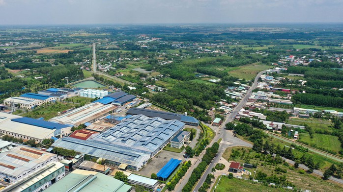 Huyện Củ Chi, TP HCM là 1 trong 5 huyện được định hướng nâng cấp lên thành phố trực thuộc TP HCM, để hình thành mô hình thành phố đa trung tâm. Ảnh: HOÀNG TRIỀU Huyện Củ Chi, TP HCM là 1 trong 5 huyện được định hướng nâng cấp lên thành phố trực thuộc TP HCM, để hình thành mô hình thành phố đa trung tâm. Ảnh: HOÀNG TRIỀU