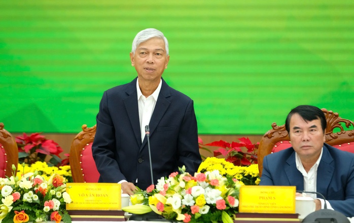 TP HCM nghiên cứu lập sàn giao dịch hoa tươi với Đà Lạt- Ảnh 2. TP HCM nghiên cứu lập sàn giao dịch hoa tươi với Đà Lạt- Ảnh 2.