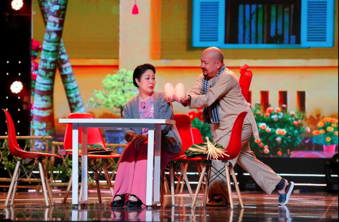 "Gala cười" giúp khán giả "Bật tiếng cười lên"- Ảnh 1. "Gala cười" giúp khán giả "Bật tiếng cười lên"- Ảnh 1.