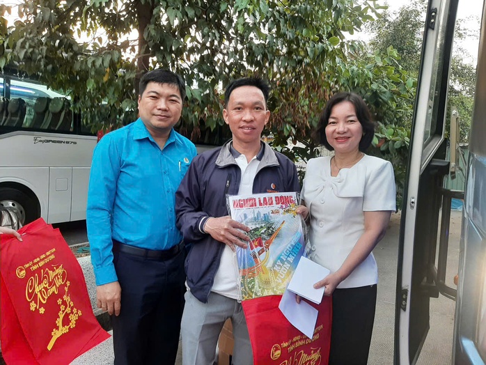 Bình Dương chăm lo Tết chu đáo cho người lao động xa quê- Ảnh 3. Bình Dương chăm lo Tết chu đáo cho người lao động xa quê- Ảnh 3.