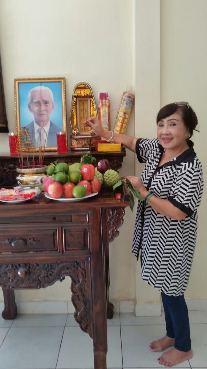Các nghệ sĩ Ngọc Giàu, Hồng Vân, Minh Nhí kể chuyện cúng gà mùng 3 Tết- Ảnh 2. Các nghệ sĩ Ngọc Giàu, Hồng Vân, Minh Nhí kể chuyện cúng gà mùng 3 Tết- Ảnh 2.