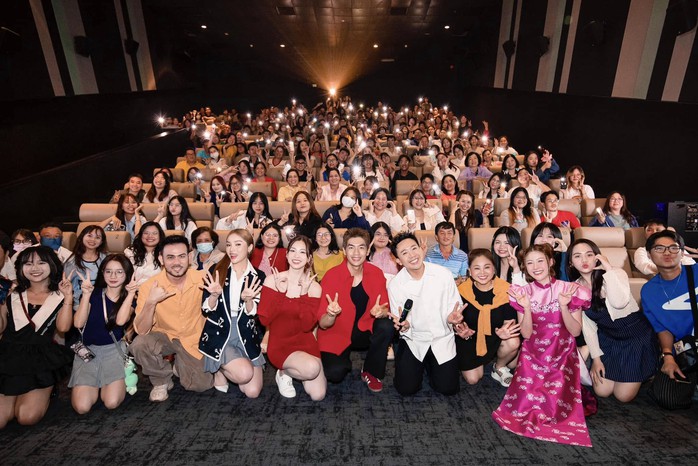 "Bộ tứ báo thủ" - bước lùi so với bản thân Trấn Thành?- Ảnh 7. "Bộ tứ báo thủ" - bước lùi so với bản thân Trấn Thành?- Ảnh 7.
