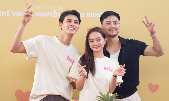 Hoa hậu thế nào trong phim Tết?
- Ảnh 3. Hoa hậu thế nào trong phim Tết?
- Ảnh 3.