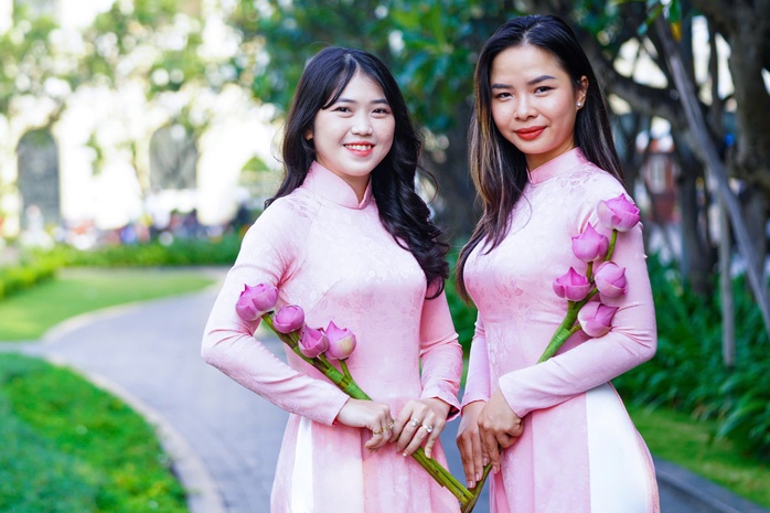 Rộn ràng sắc xuân- Ảnh 2. Rộn ràng sắc xuân- Ảnh 2.