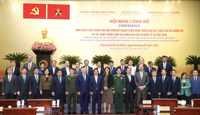 Thủ tướng Phạm Minh Chính và các đại biểu dự Hội nghị công bố kế hoạch triển khai xây dựng Trung tâm Tài chính khu vực và quốc tế tại Việt Nam, ngày 4-1Ảnh: HOÀNG TRIỀU Thủ tướng Phạm Minh Chính và các đại biểu dự Hội nghị công bố kế hoạch triển khai xây dựng Trung tâm Tài chính khu vực và quốc tế tại Việt Nam, ngày 4-1Ảnh: HOÀNG TRIỀU