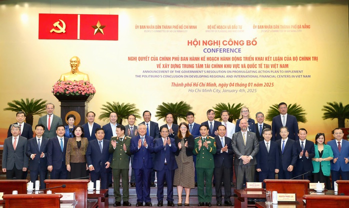 Thủ tướng Phạm Minh Chính: Xây dựng Trung tâm
Tài chính "khó mấy cũng phải làm"- Ảnh 3. Thủ tướng Phạm Minh Chính: Xây dựng Trung tâm
Tài chính "khó mấy cũng phải làm"- Ảnh 3.