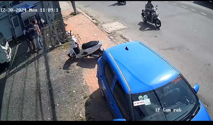 Công an điều tra thanh niên ở quận 12 vô cớ tấn công người khác- Ảnh 1. Công an điều tra thanh niên ở quận 12 vô cớ tấn công người khác- Ảnh 1.