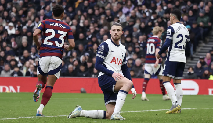 Nóng bỏng đại chiến Tottenham – Liverpool: Khách dễ lấn chủ- Ảnh 1. Nóng bỏng đại chiến Tottenham – Liverpool: Khách dễ lấn chủ- Ảnh 1.