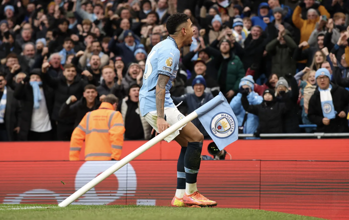 "Quái thú" tái xuất, Man City mở đại tiệc bàn thắng tại Etihad- Ảnh 1. "Quái thú" tái xuất, Man City mở đại tiệc bàn thắng tại Etihad- Ảnh 1.