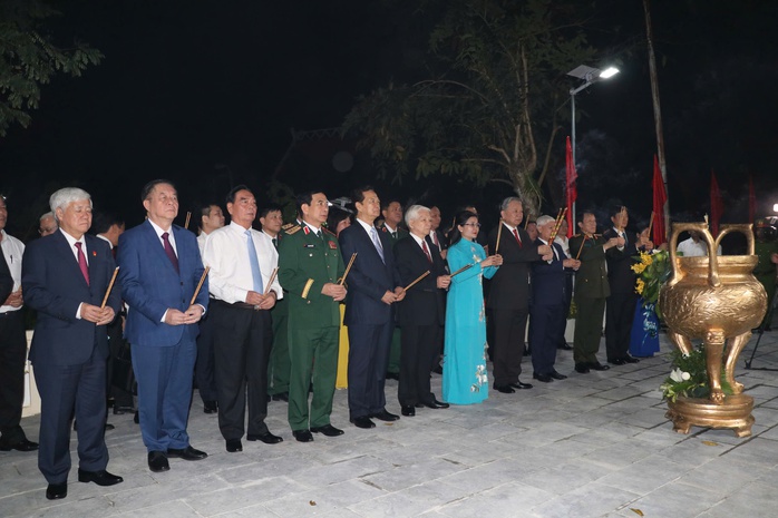 Tổng Bí thư Tô Lâm dự kỷ niệm 50 năm giải phóng Phước Long- Ảnh 3. Tổng Bí thư Tô Lâm dự kỷ niệm 50 năm giải phóng Phước Long- Ảnh 3.