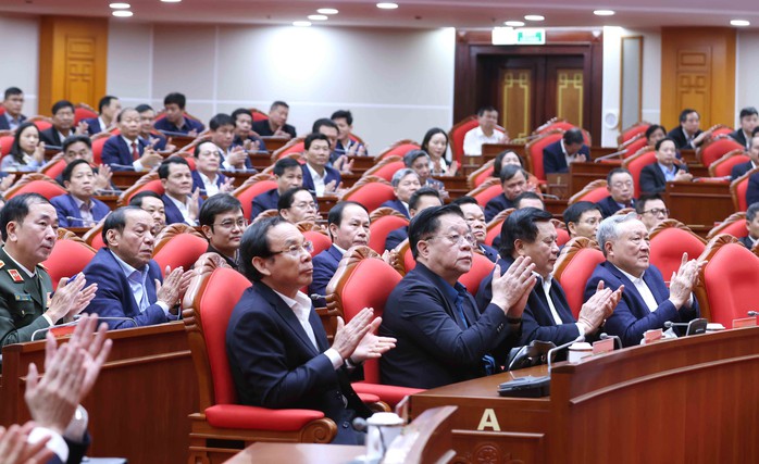 Xây dựng Đảng: Không vì lợi ích cá nhân mà tha hóa, sa ngã- Ảnh 1. Xây dựng Đảng: Không vì lợi ích cá nhân mà tha hóa, sa ngã- Ảnh 1.