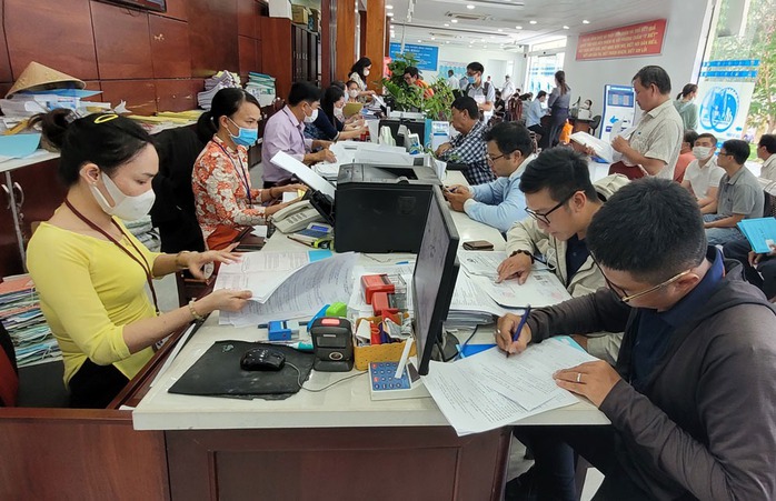 Đề nghị tạm dừng giải quyết chế độ cho cán bộ không tái cử, tái bổ nhiệm tại huyện, xã - Ảnh 1. Đề nghị tạm dừng giải quyết chế độ cho cán bộ không tái cử, tái bổ nhiệm tại huyện, xã - Ảnh 1.