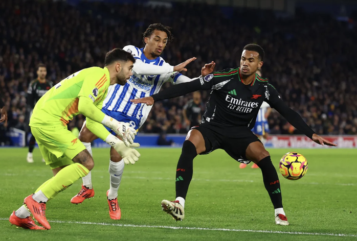 Hòa tệ hại Brighton, Arsenal hết hy vọng đua vô địch Ngoại hạng- Ảnh 1. Hòa tệ hại Brighton, Arsenal hết hy vọng đua vô địch Ngoại hạng- Ảnh 1.