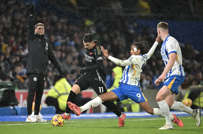 Hòa tệ hại Brighton, Arsenal hết hy vọng đua vô địch Ngoại hạng- Ảnh 6. Hòa tệ hại Brighton, Arsenal hết hy vọng đua vô địch Ngoại hạng- Ảnh 6.