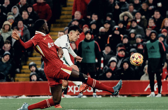 Rượt đuổi tỉ số ở Anfield, Man United giật điểm từ tay Liverpool- Ảnh 3. Rượt đuổi tỉ số ở Anfield, Man United giật điểm từ tay Liverpool- Ảnh 3.