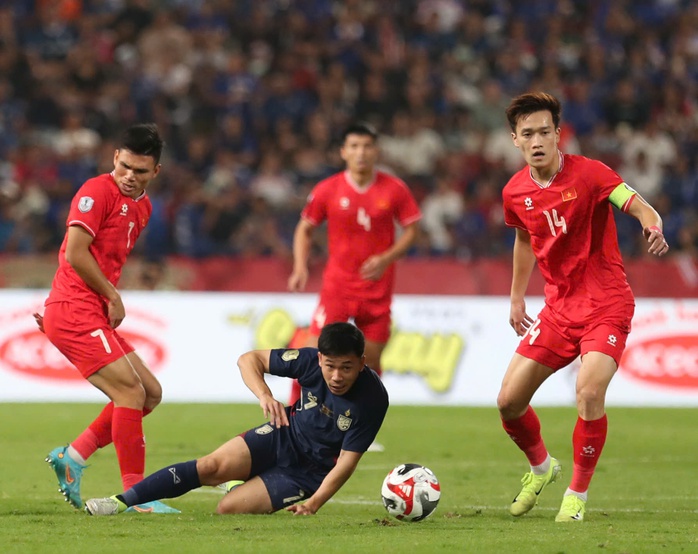Tuyển Thái Lan bị lên án vì bàn thắng thiếu fair-play- Ảnh 4.
