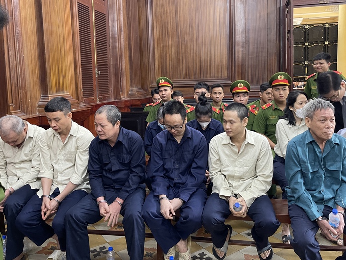 Các bị cáo tại tòa Các bị cáo tại tòa